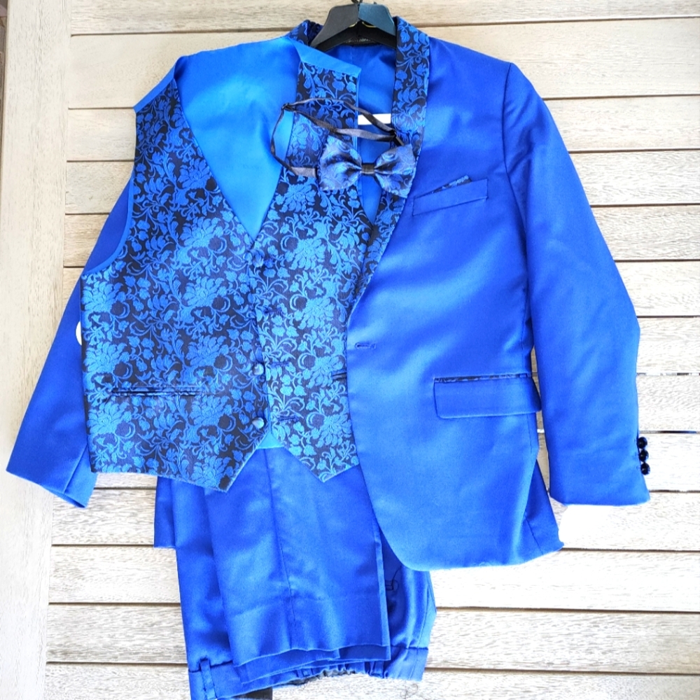 KW | Boys 4 Piece Suit | SZ 12